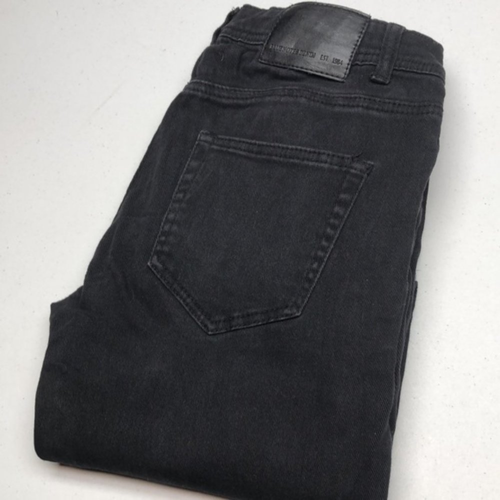 LIKE NEW BLUENOTES BLACK CHASE SKINNY JEANS 30x30  😎